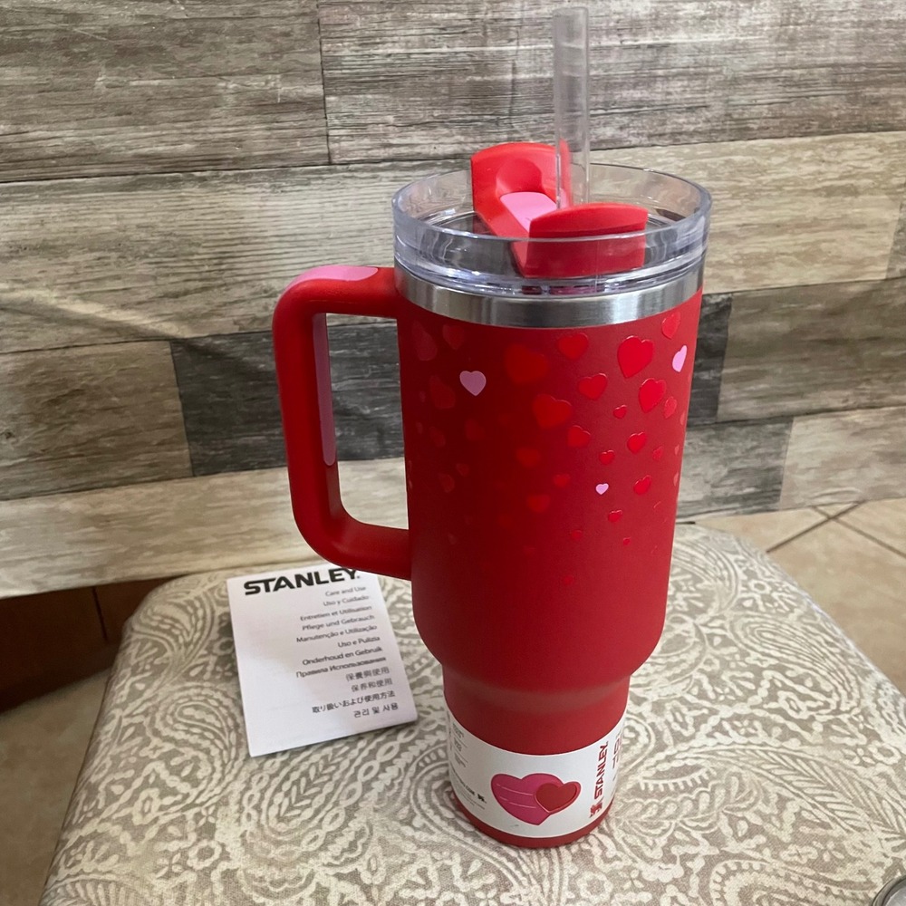 Stanley 40oz Quencher H2.0 FlowState Tumbler Red Heart Valentine Target exclusiv - Picture 5 of 8